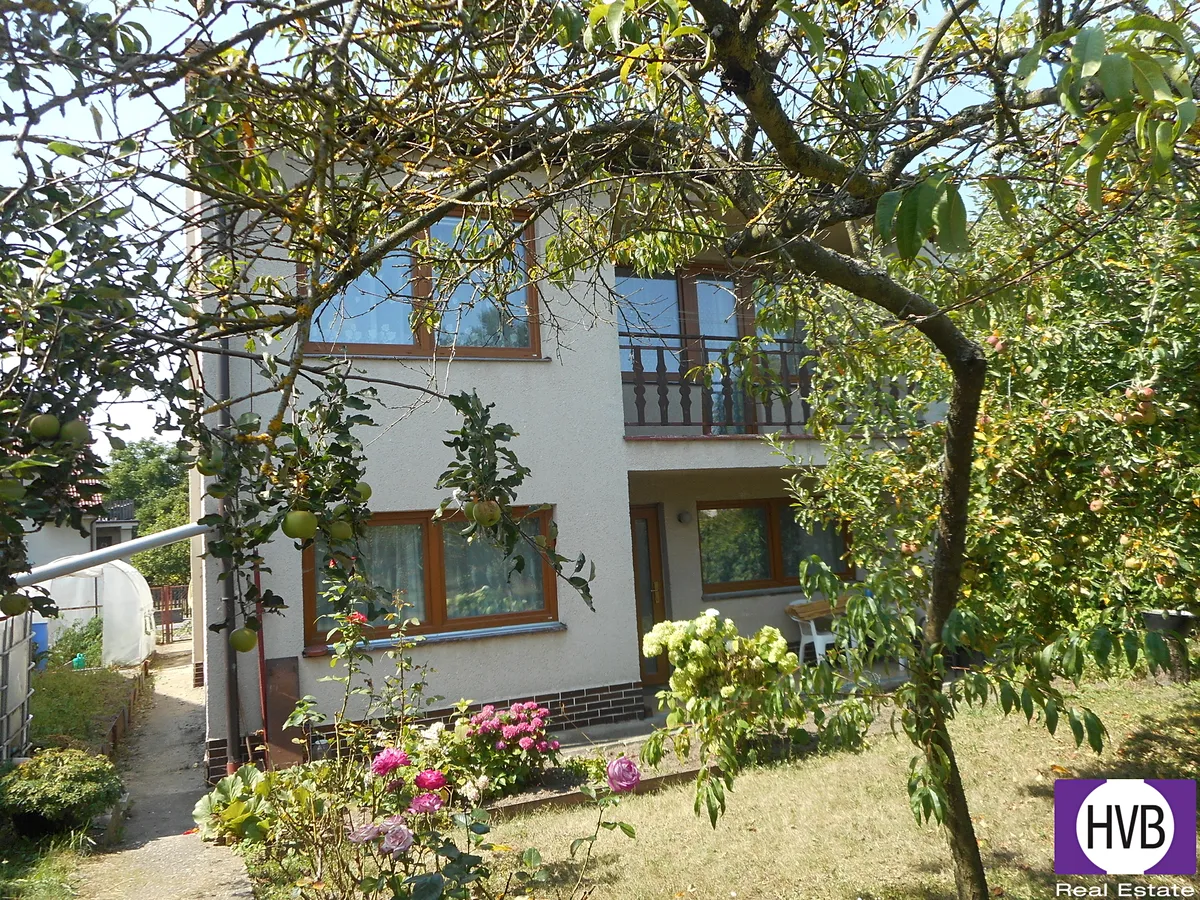 Prodej rodinného domu 238 m², pozemek 470 m²
